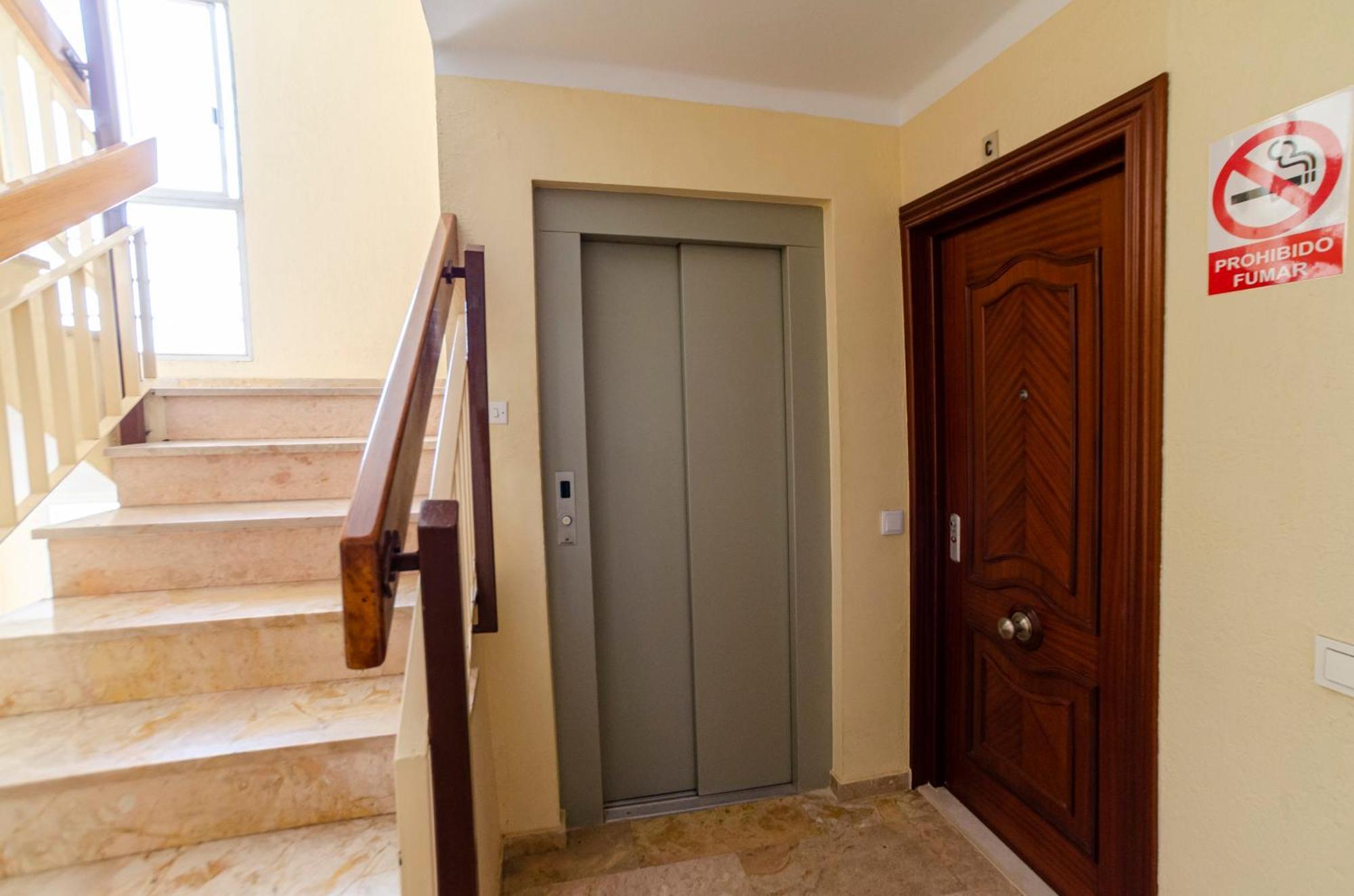 A&C Vistas Al Mar Luxury Apartment Torre Del Mar Luaran gambar